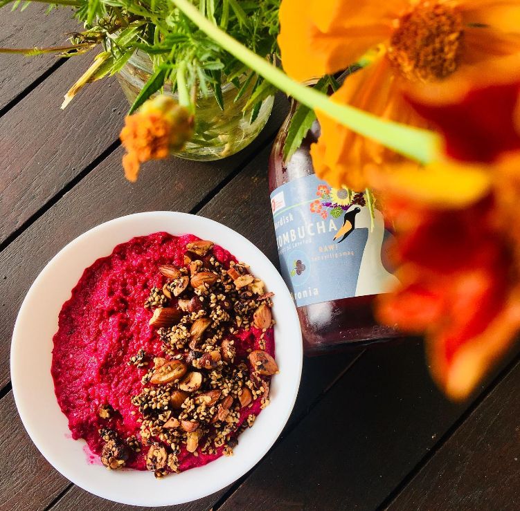 Smoothie bowl med rødbede